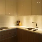 Belgian House - The Hamptons Apartment *
