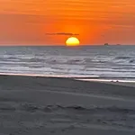 Belgian House - The Hamptons Lejlighed